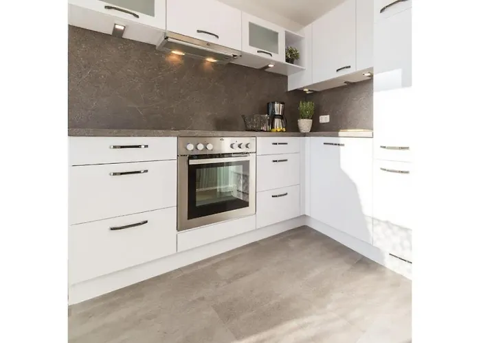 Zum Kliff אוסטזיבאד נינהאגן